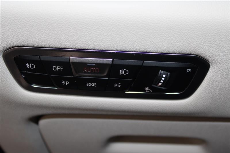 BMW X6 xDrive40i M SPORT LINE снимка BMW X6 xDrive40i M SPORT LINE