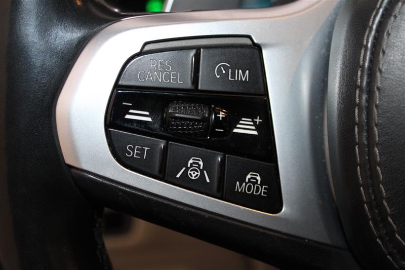 BMW X6 xDrive40i M SPORT LINE снимка BMW X6 xDrive40i M SPORT LINE