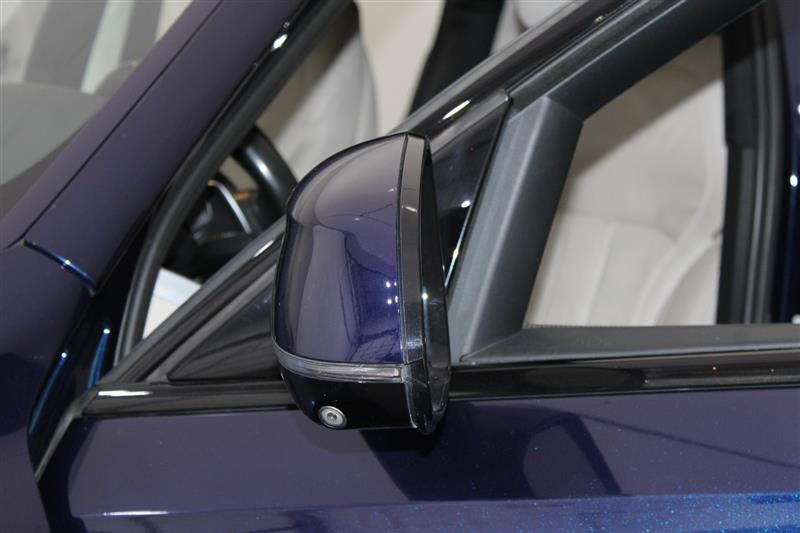 BMW X6 xDrive40i M SPORT LINE снимка BMW X6 xDrive40i M SPORT LINE