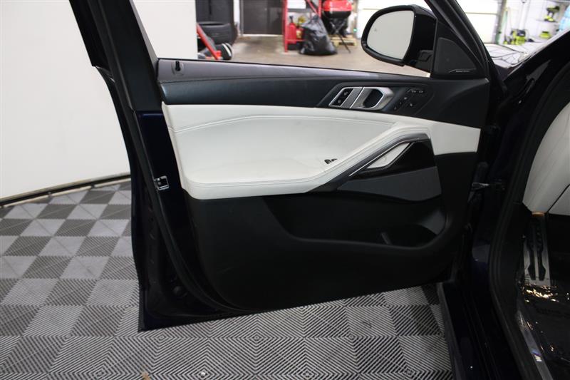 BMW X6 xDrive40i M SPORT LINE снимка BMW X6 xDrive40i M SPORT LINE