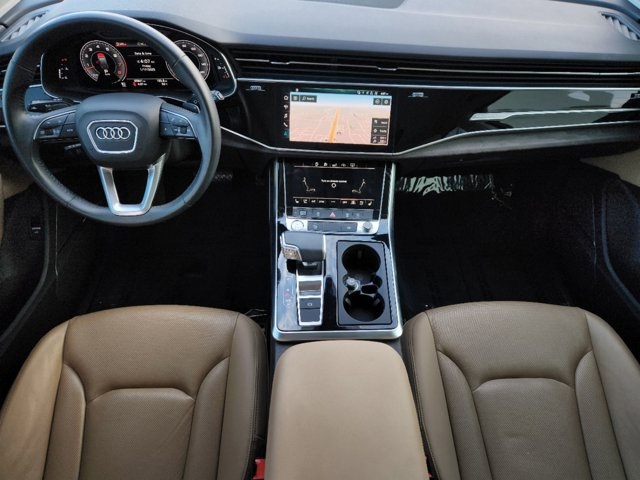 Audi Q7 Premium Plus 55 TFSI снимка Audi Q7 Premium Plus 55 TFSI