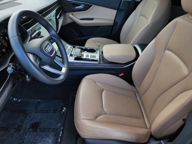 Audi Q7 Premium Plus 55 TFSI снимка Audi Q7 Premium Plus 55 TFSI