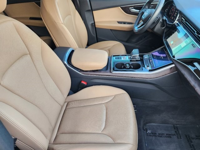 Audi Q7 Premium Plus 55 TFSI снимка Audi Q7 Premium Plus 55 TFSI