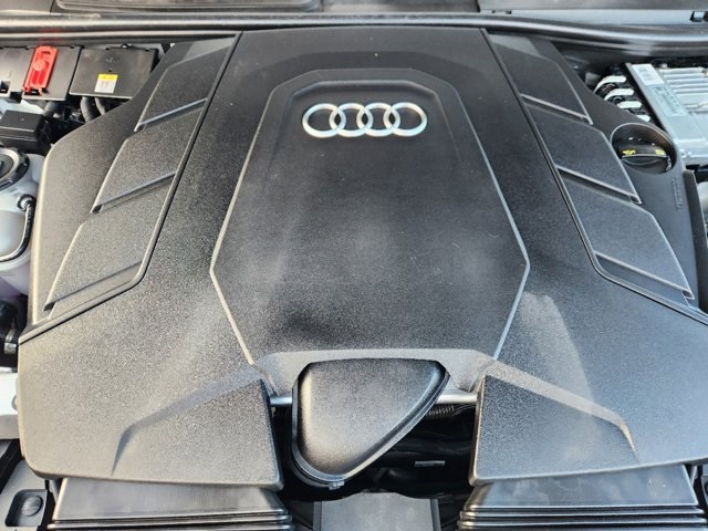 Audi Q7 Premium Plus 55 TFSI снимка Audi Q7 Premium Plus 55 TFSI