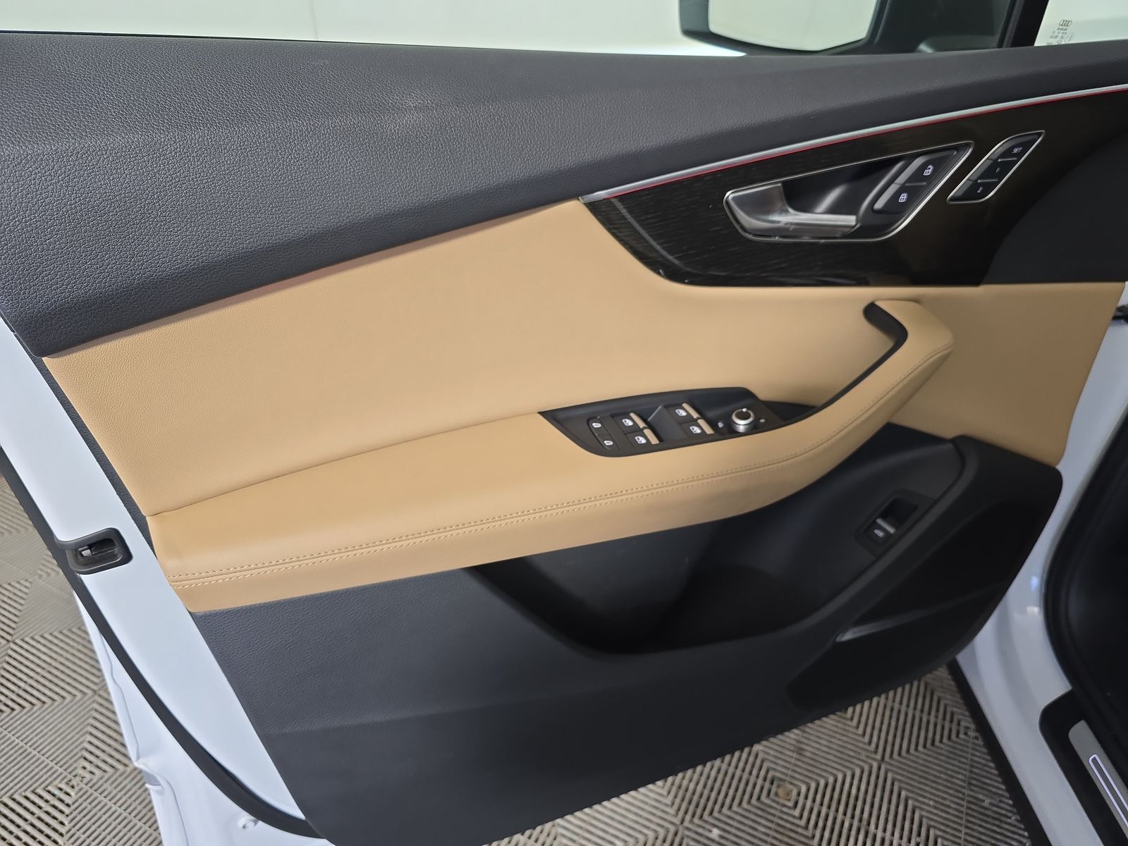2023 Audi Q7 Premium Plus AWD