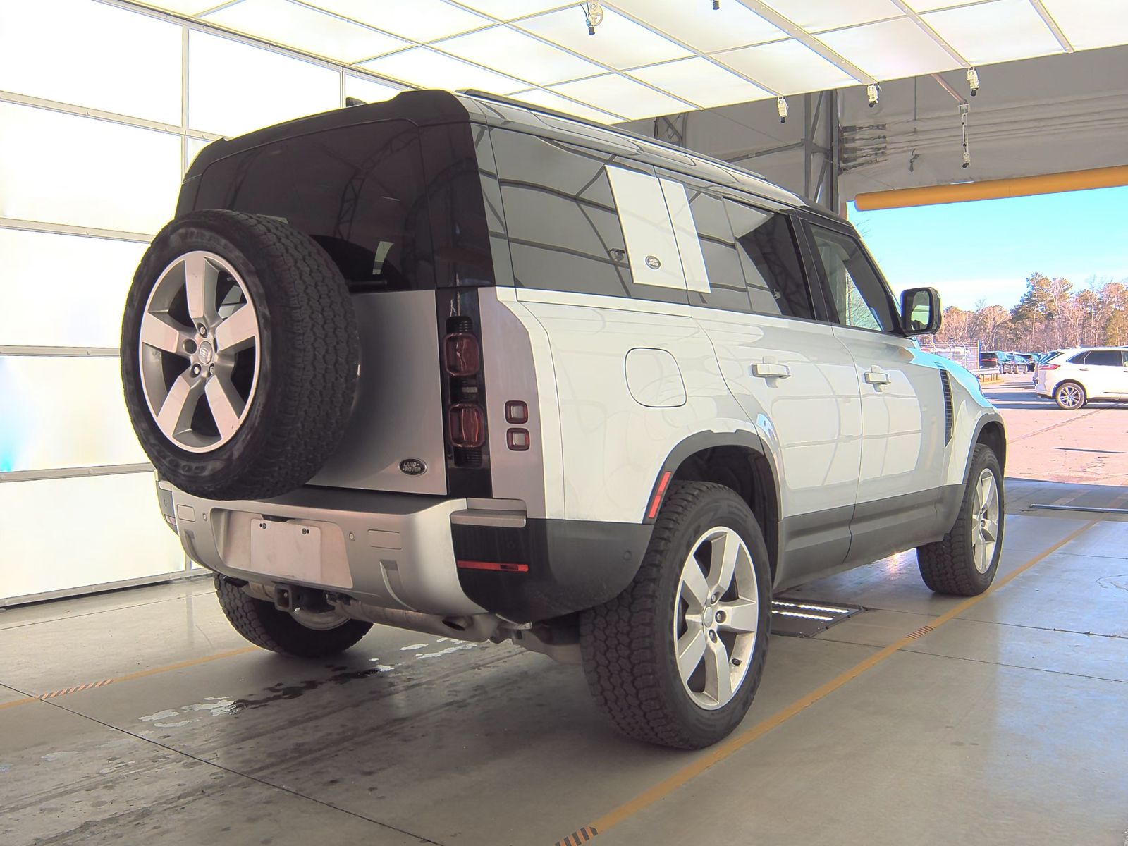 2020 Land Rover Defender 110 First Edition AWD