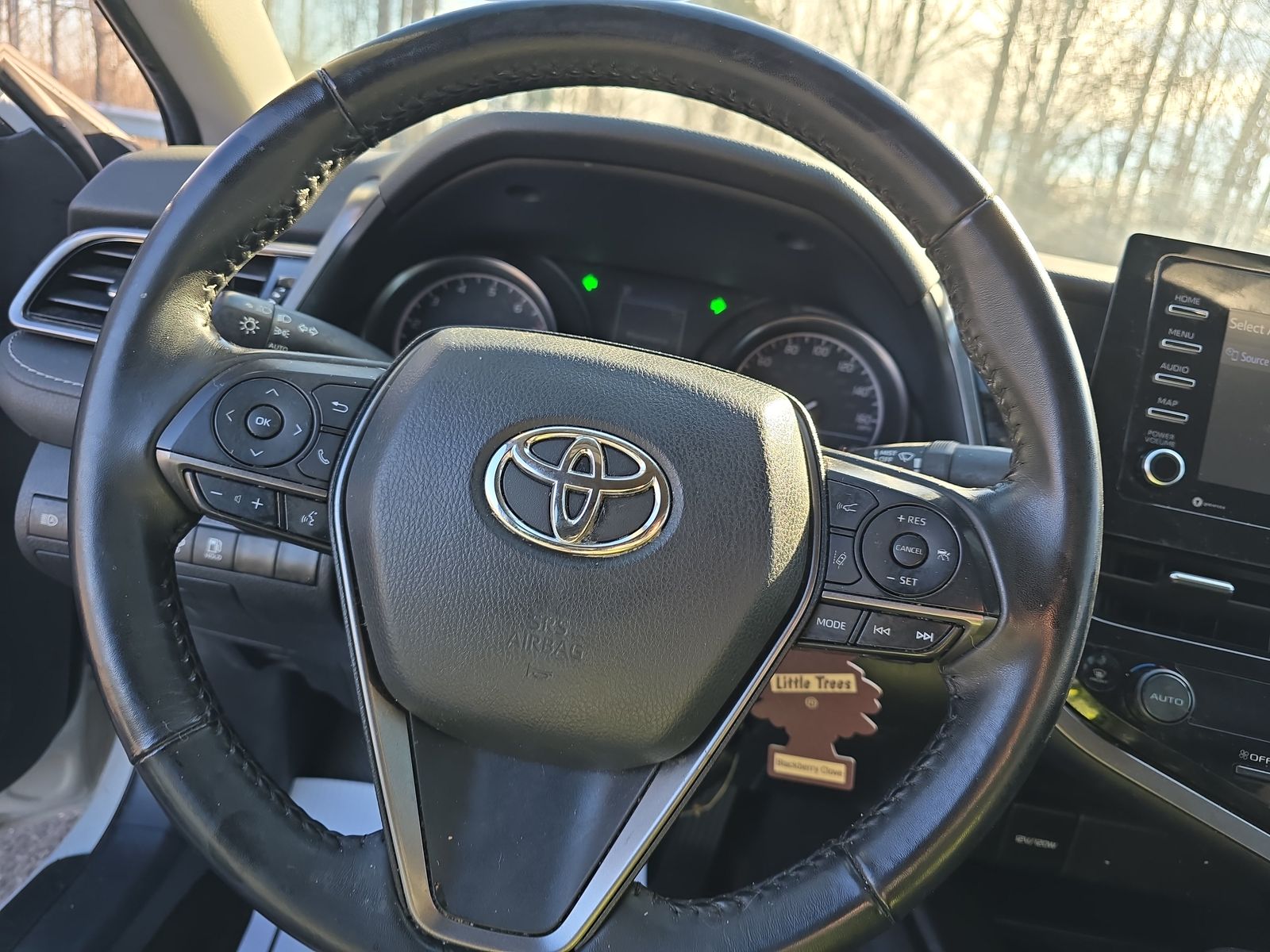 2022 Toyota Camry SE FWD