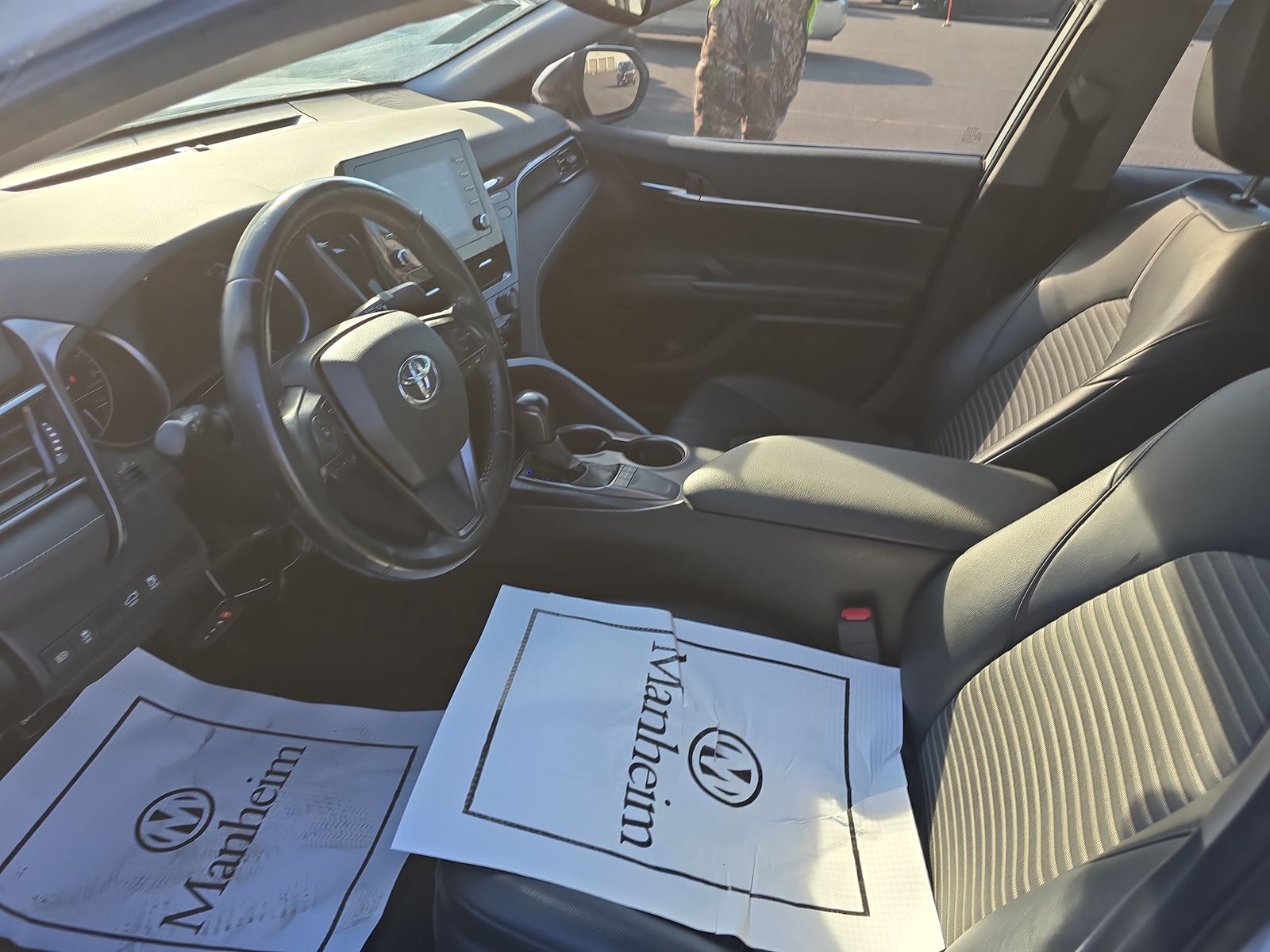 2022 Toyota Camry SE FWD