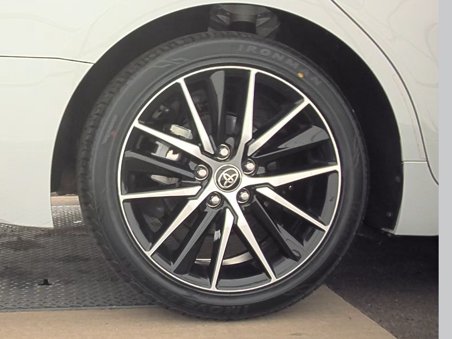 2022 Toyota Camry SE FWD