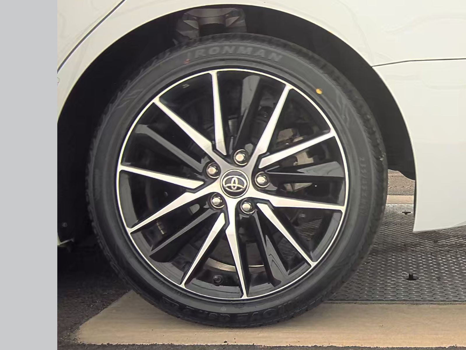 2022 Toyota Camry SE FWD