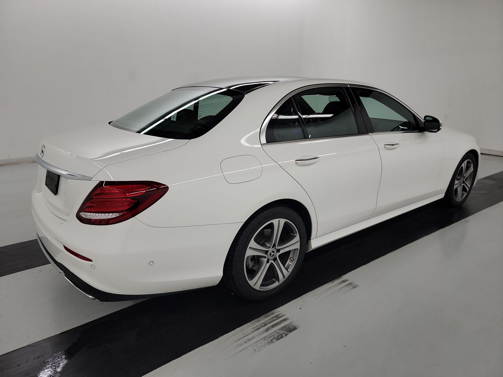 2019 Mercedes-Benz E-Class E 300 RWD