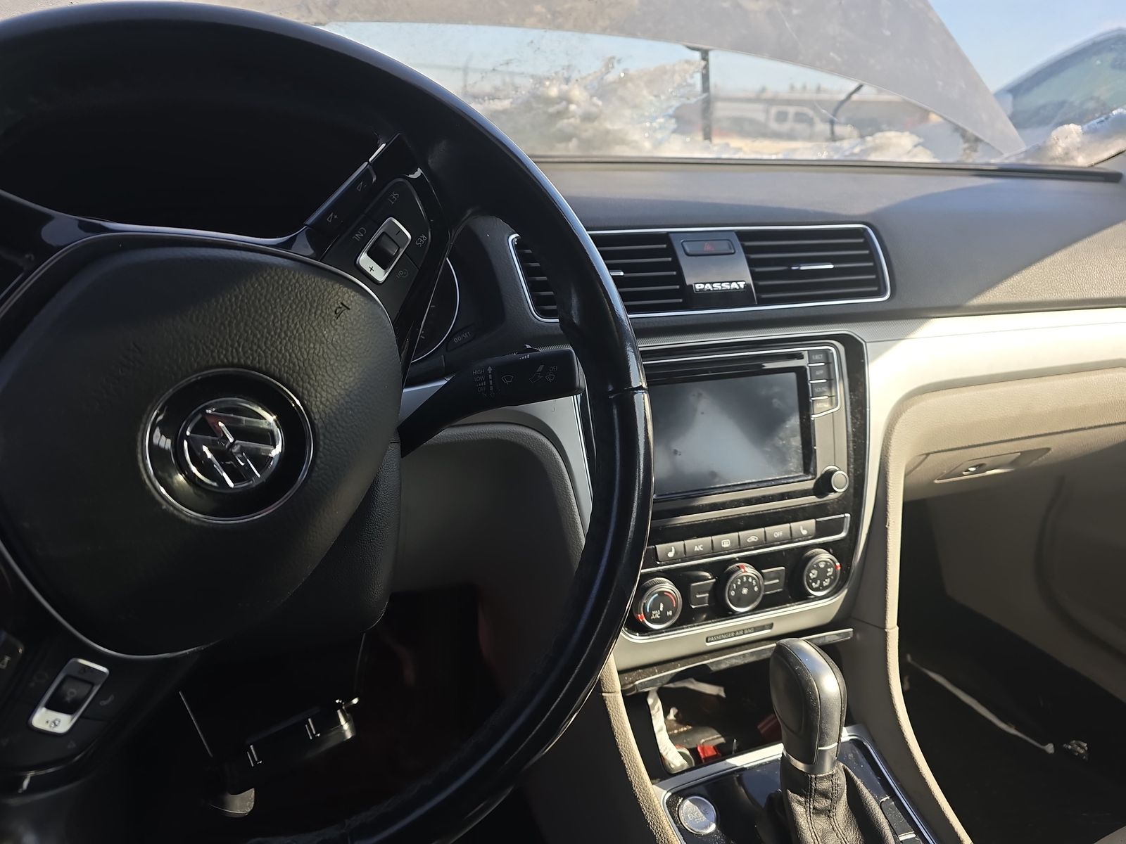 2019 Volkswagen Passat 2.0T Wolfsburg Edition FWD