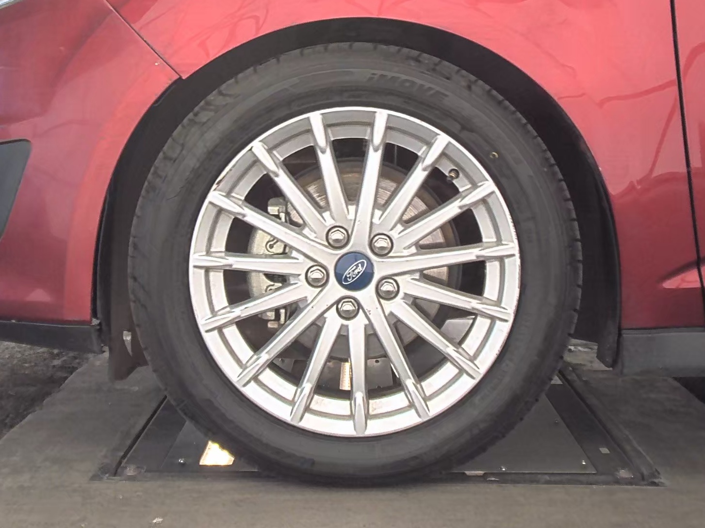 2015 Ford C-MAX Hybrid SE FWD