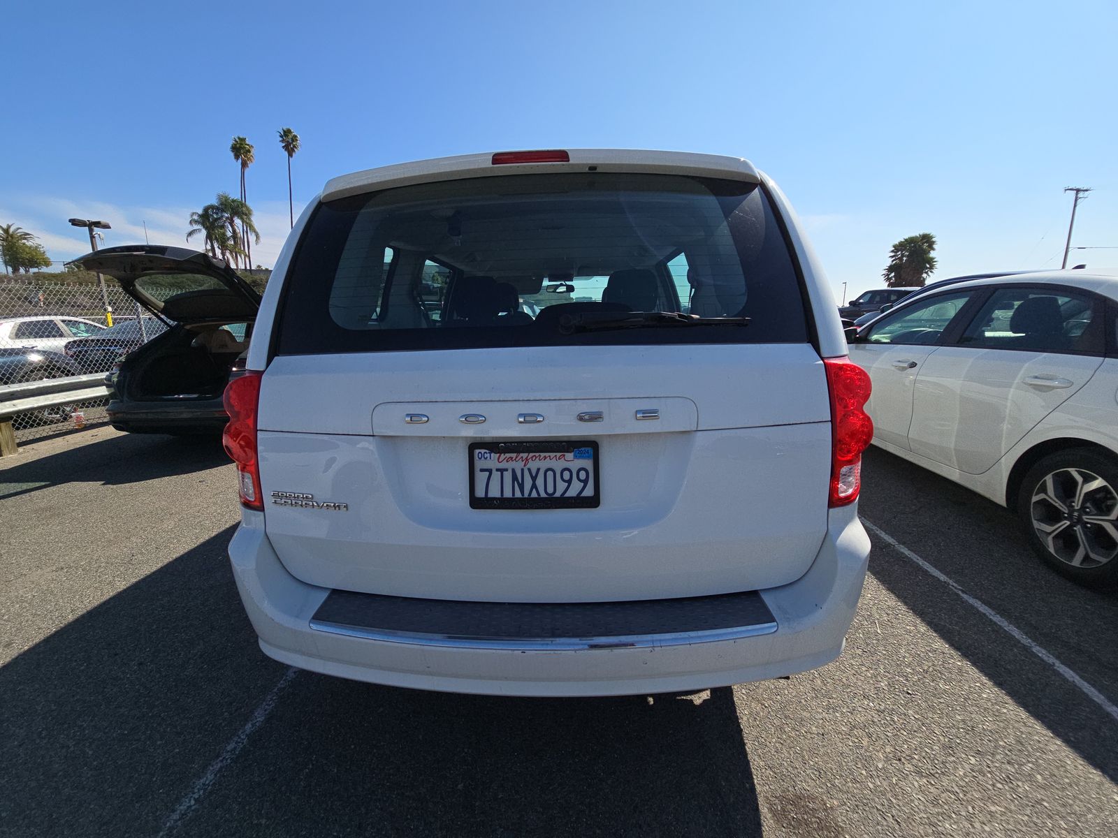 2016 Dodge Grand Caravan American Value Package FWD