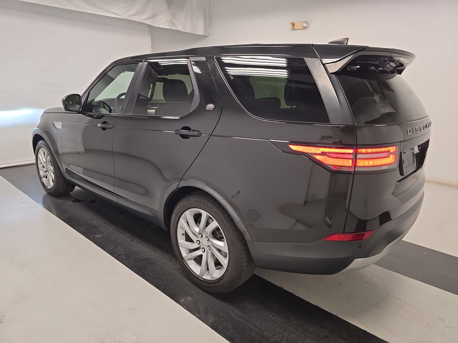 2017 Land Rover Discovery HSE AWD