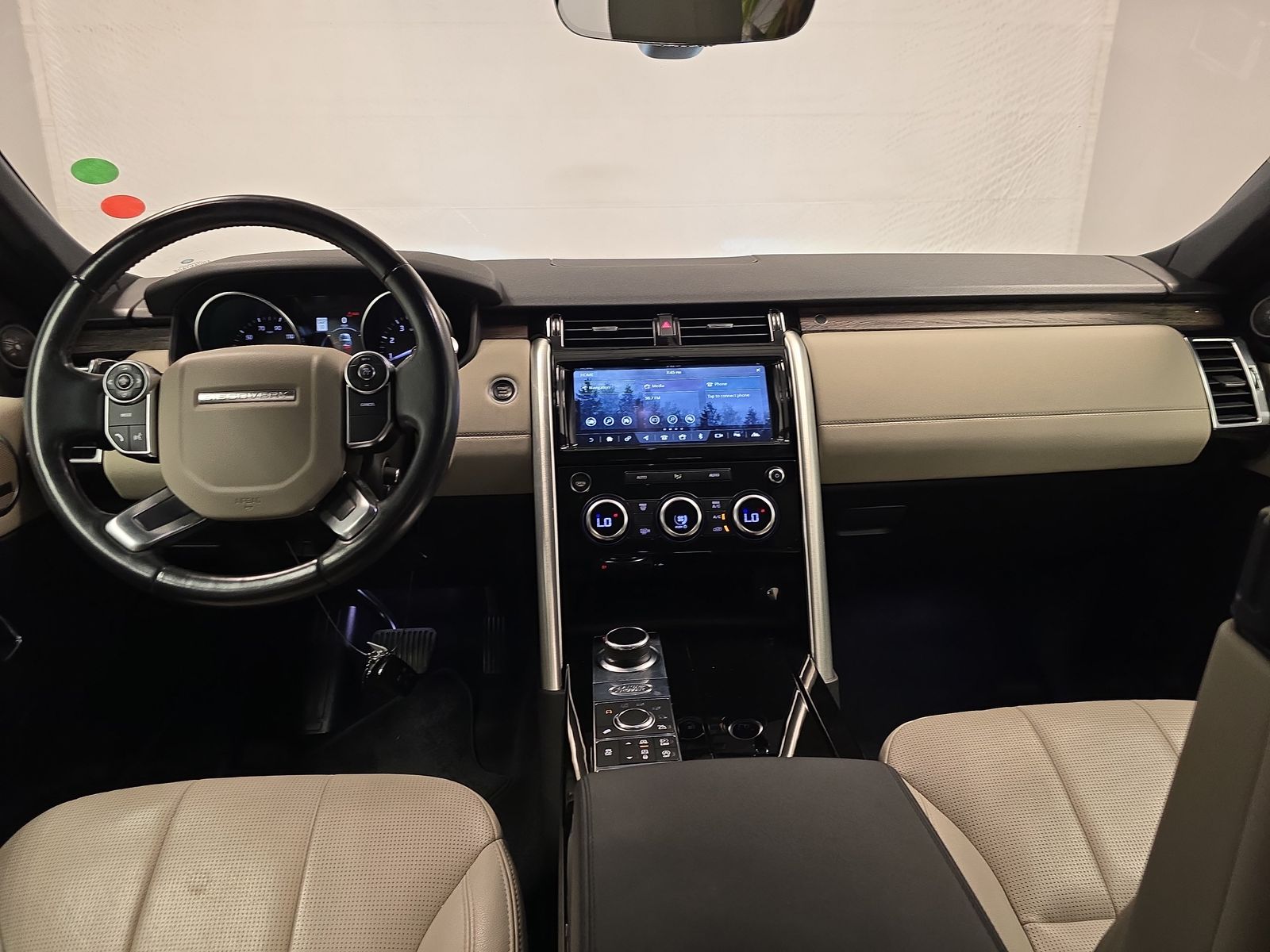 2017 Land Rover Discovery HSE AWD