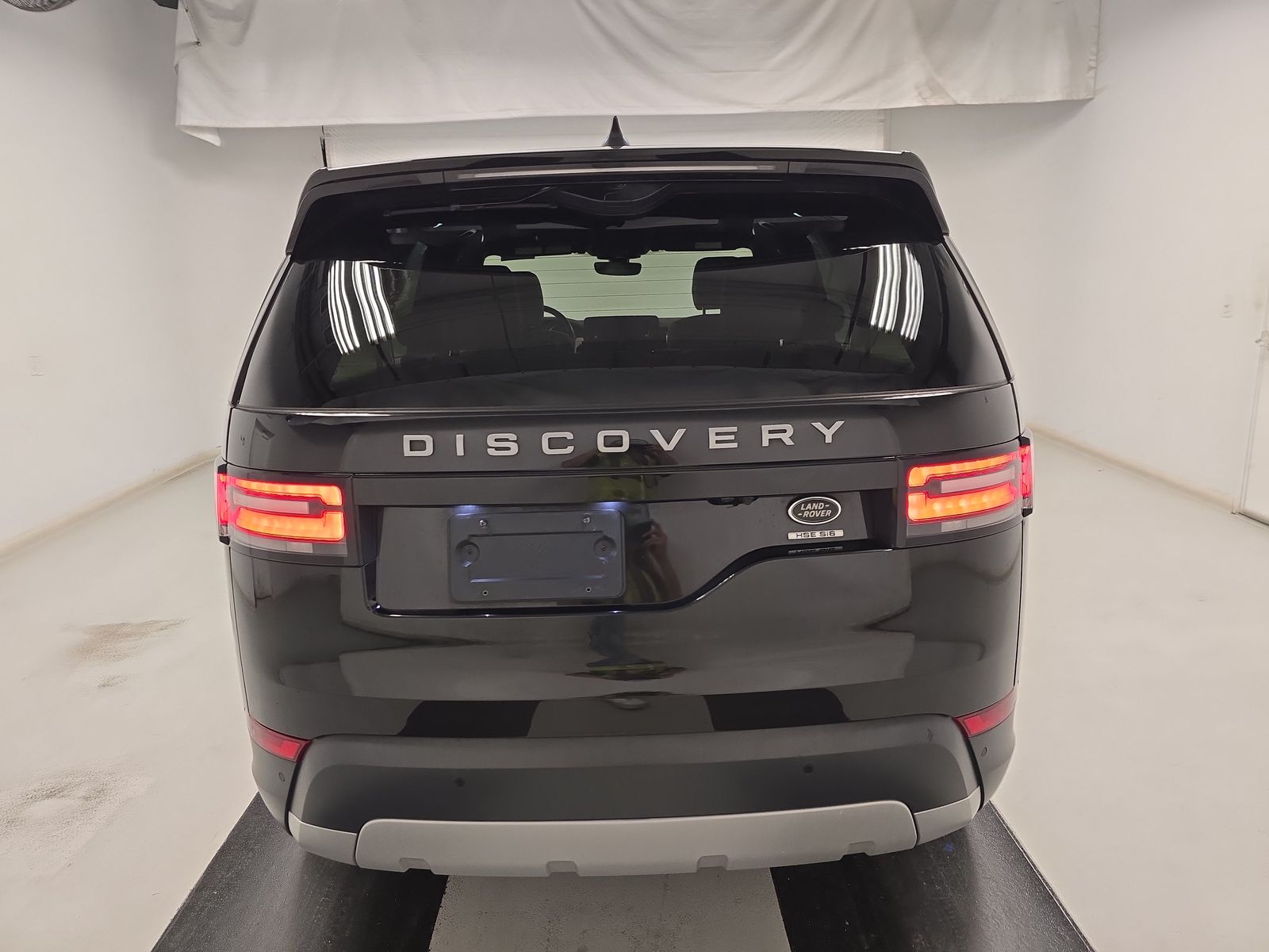2017 Land Rover Discovery HSE AWD