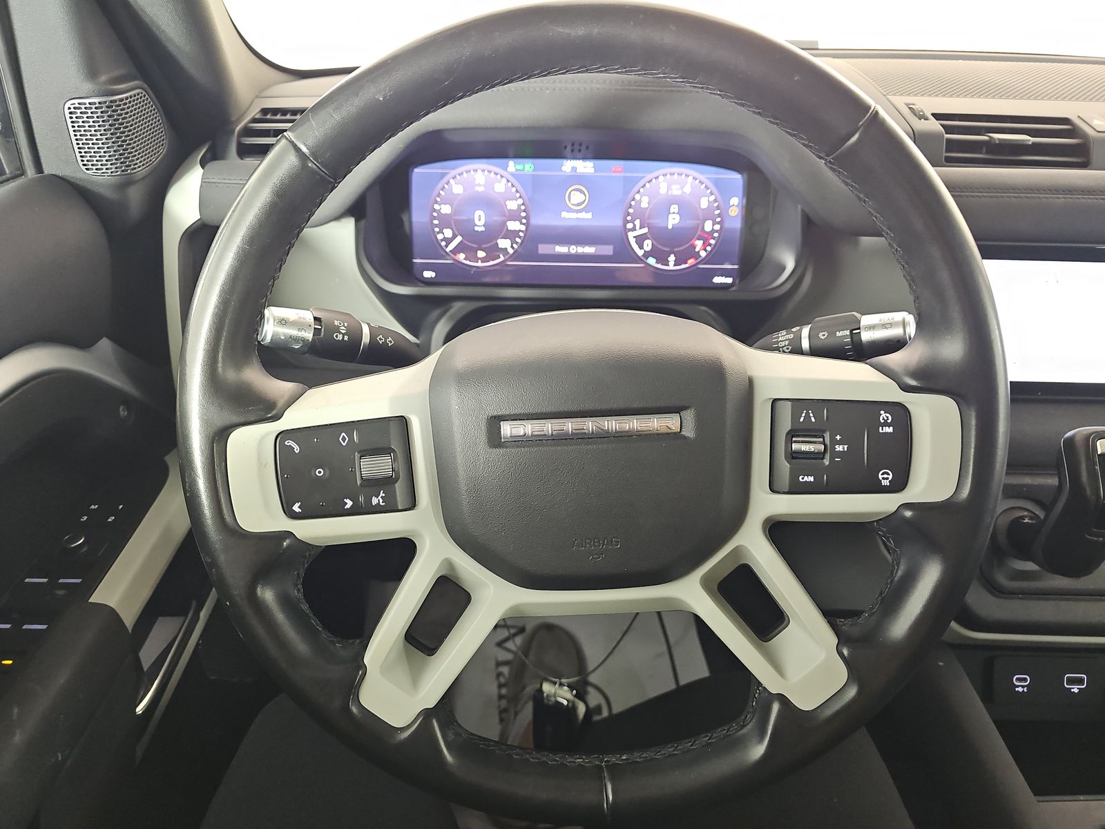 2020 Land Rover Defender 110 First Edition AWD