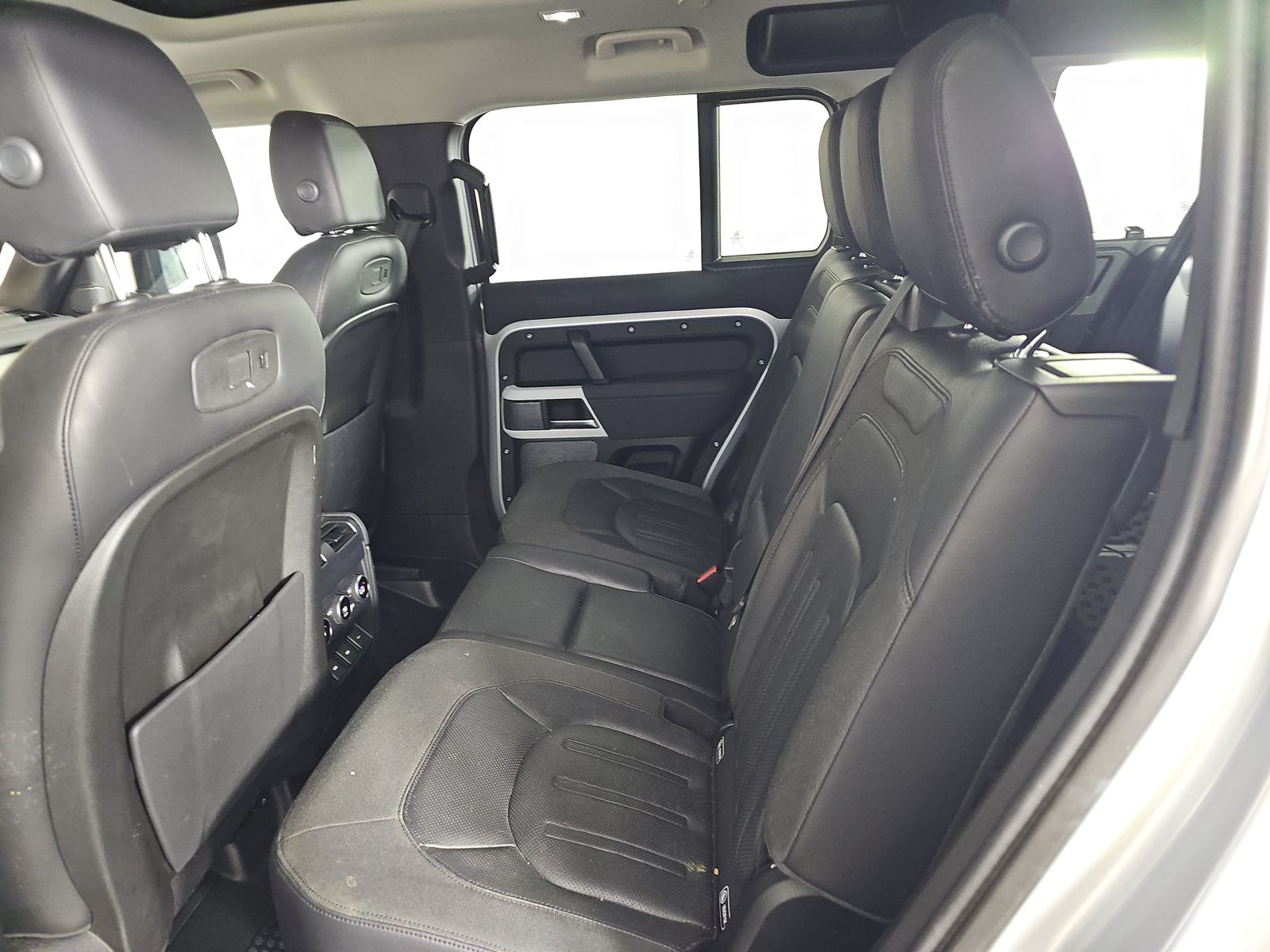 2020 Land Rover Defender 110 First Edition AWD