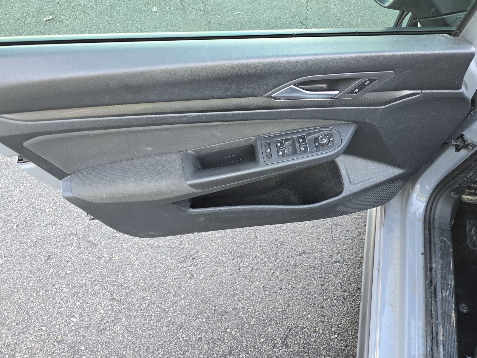 2022 Volkswagen Golf GTI 2.0T SE FWD