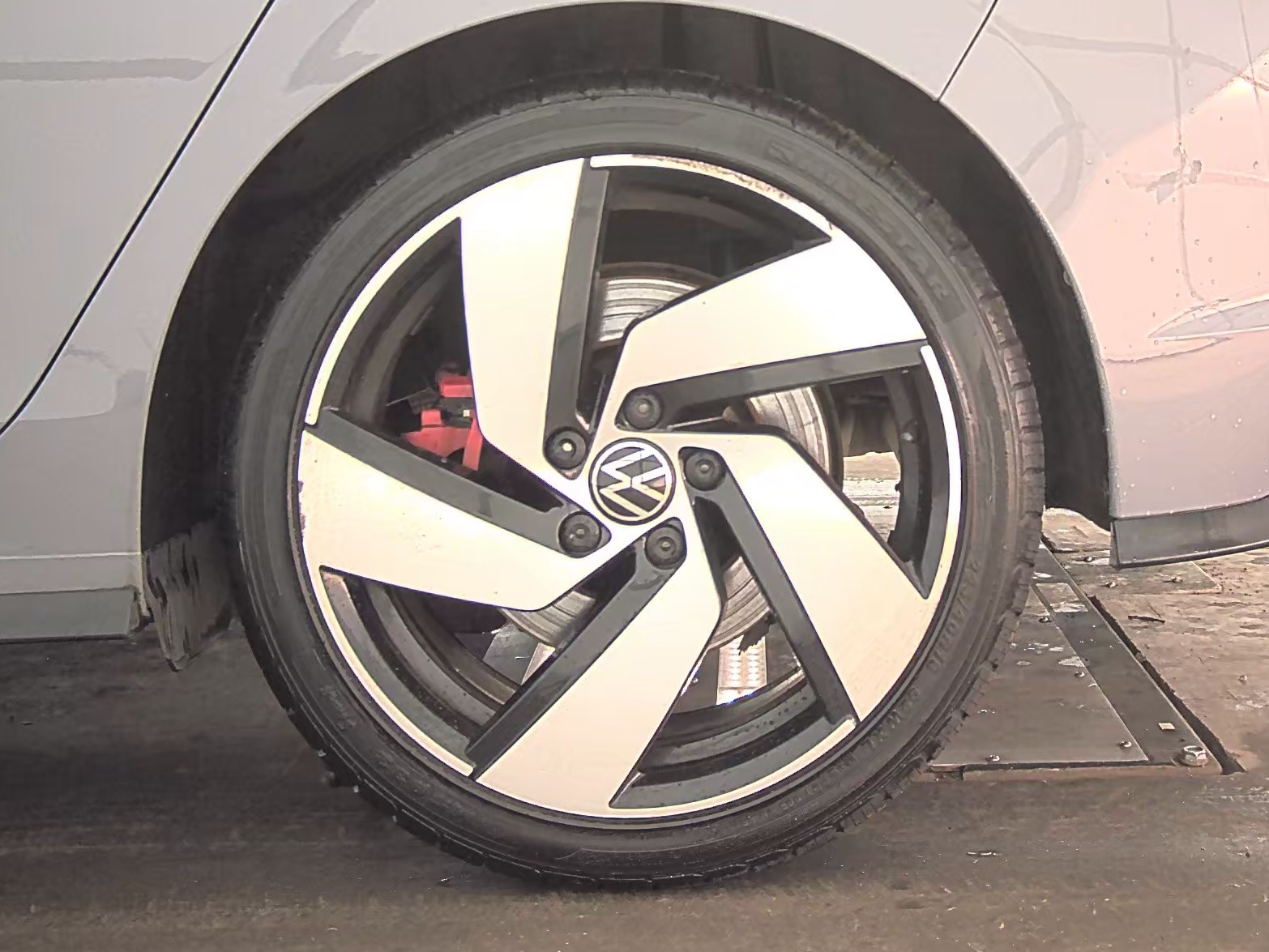 2022 Volkswagen Golf GTI 2.0T SE FWD