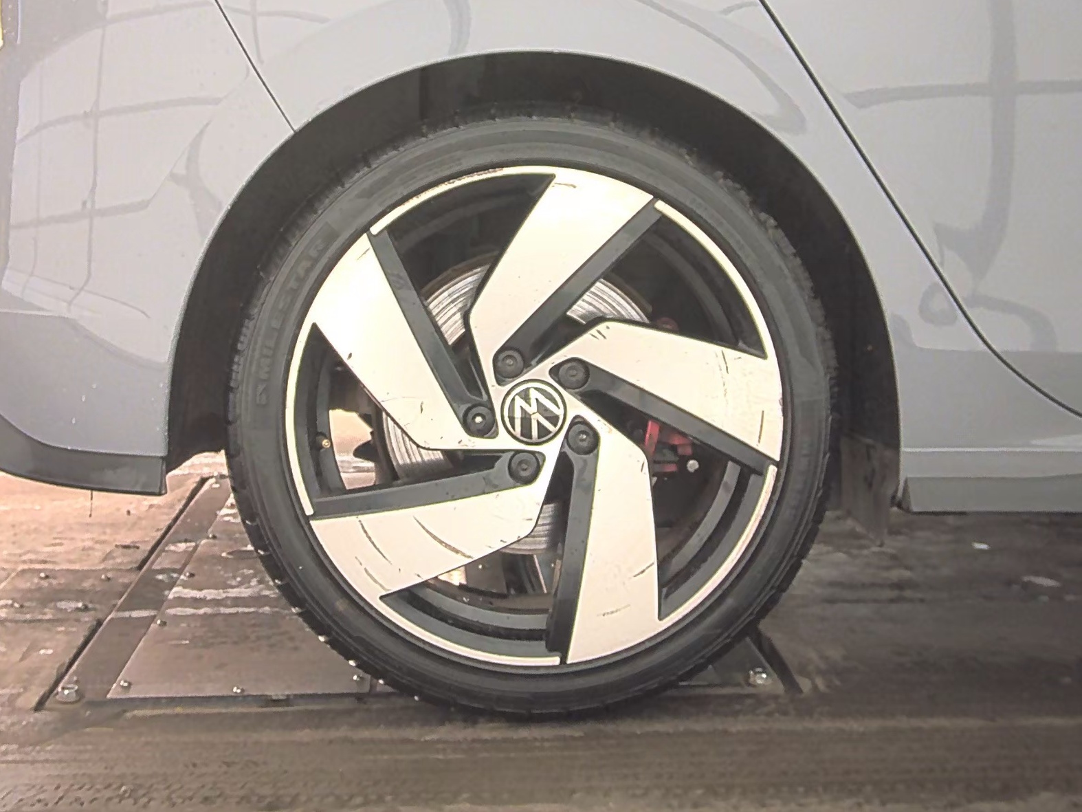 2022 Volkswagen Golf GTI 2.0T SE FWD