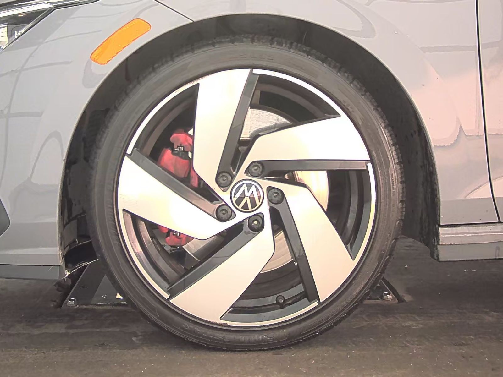 2022 Volkswagen Golf GTI 2.0T SE FWD