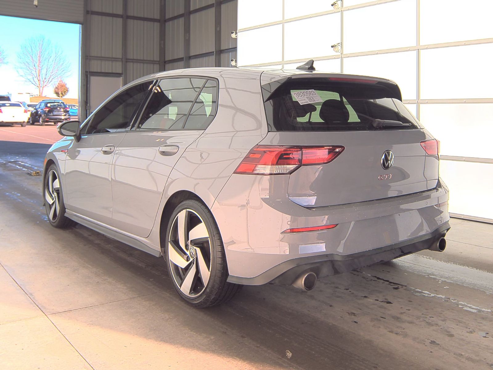 2022 Volkswagen Golf GTI 2.0T SE FWD