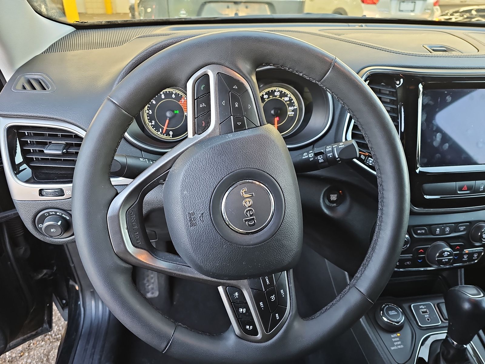 2022 Jeep Cherokee Limited AWD
