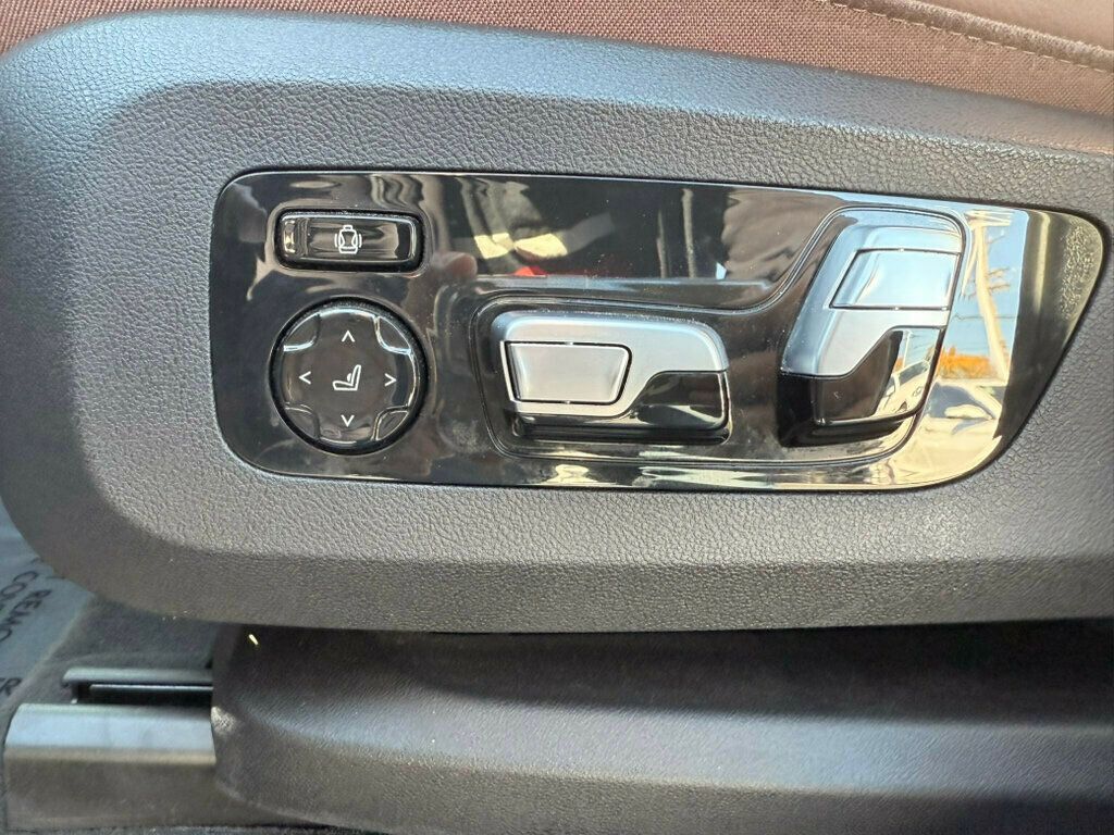 BMW X6 Sports Activity Vehicle xDrive40i M SPORT LINE снимка BMW X6 Sports Activity Vehicle xDrive40i M SPORT LINE