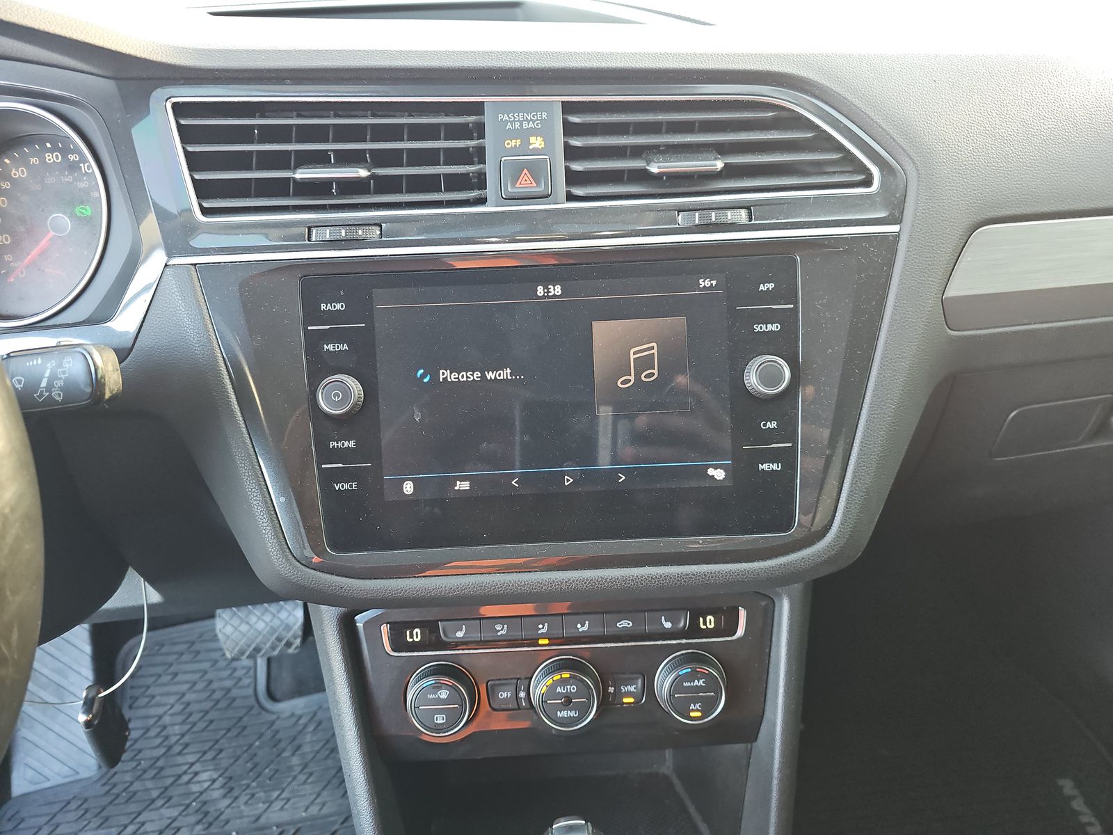 2018 Volkswagen Tiguan 2.0T SE FWD