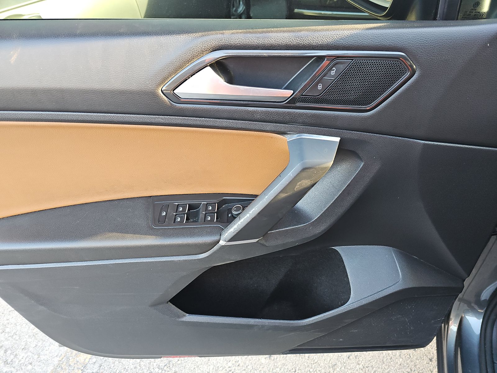 2018 Volkswagen Tiguan 2.0T SE FWD