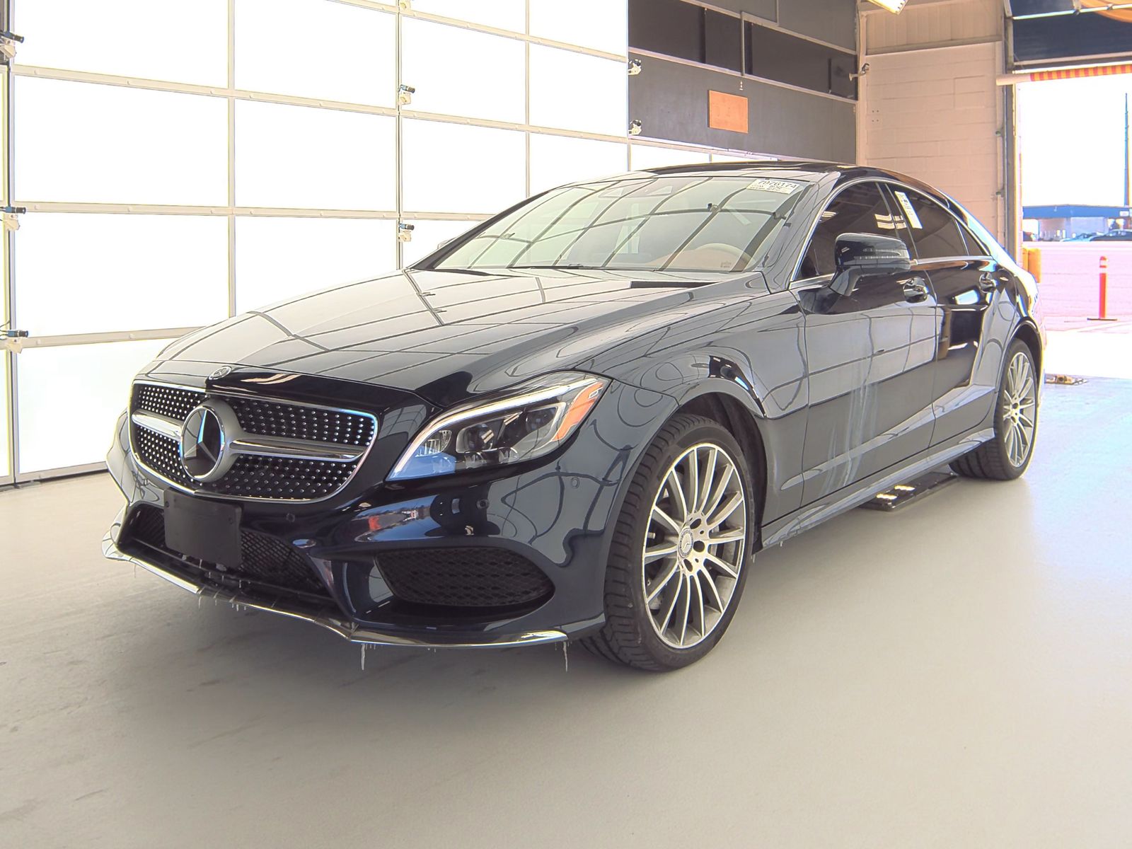 High-quality used cars Mercedes-Benz CLS. Only Clean Title!