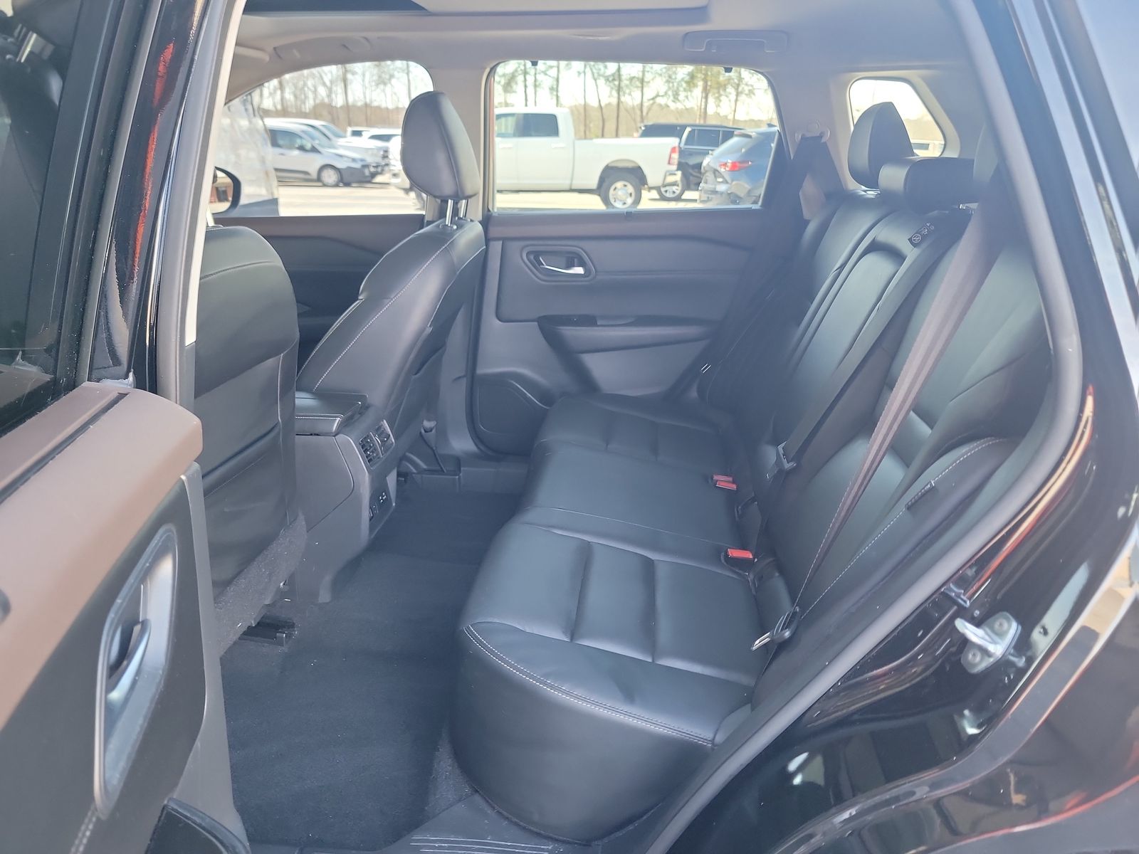 2022 Nissan Rogue SL FWD