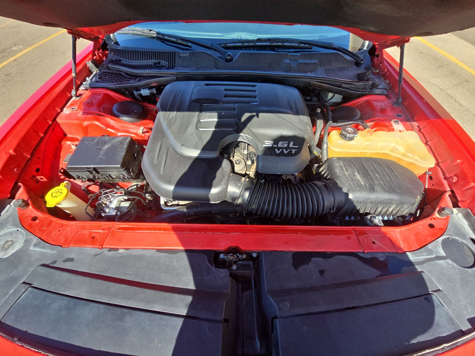 2016 Dodge Challenger SXT RWD