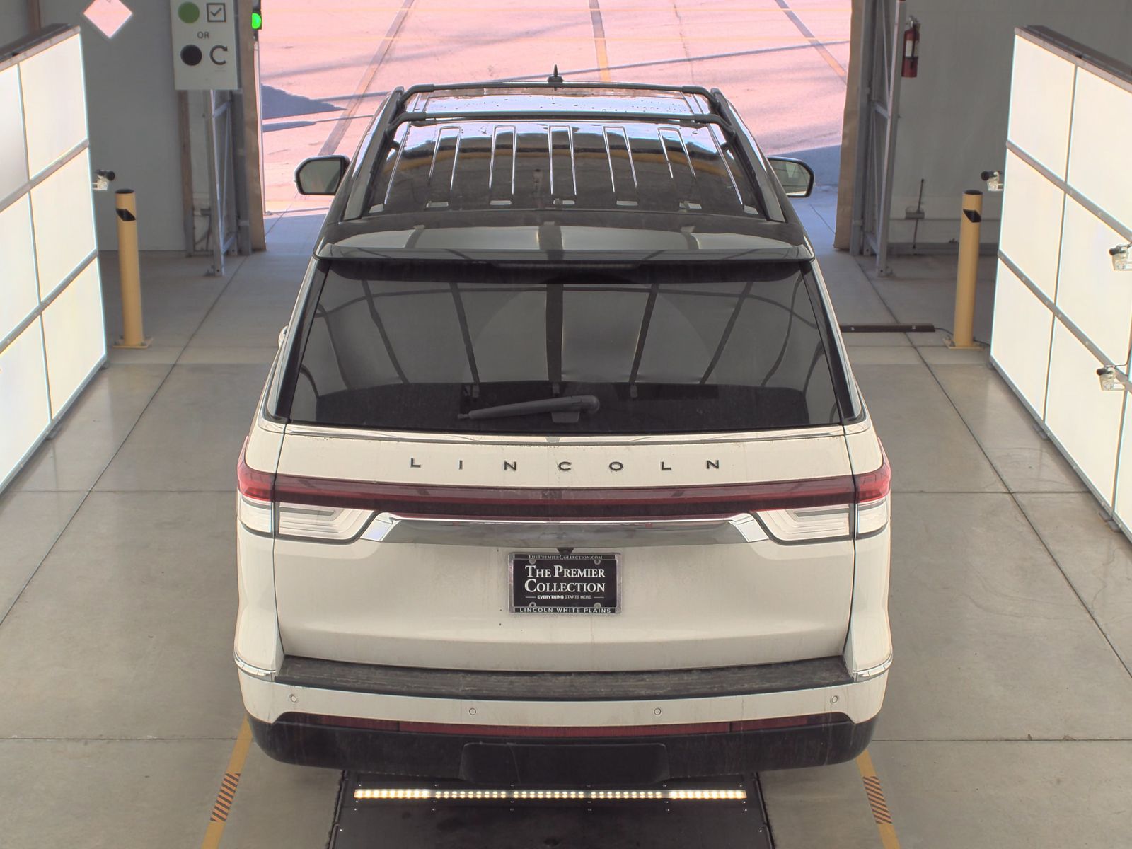 2022 Lincoln Navigator L Black Label AWD