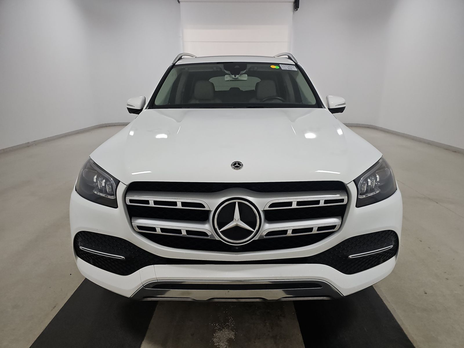 Mercedes-Benz GLS 450 4MATIC снимка Mercedes-Benz GLS 450 4MATIC