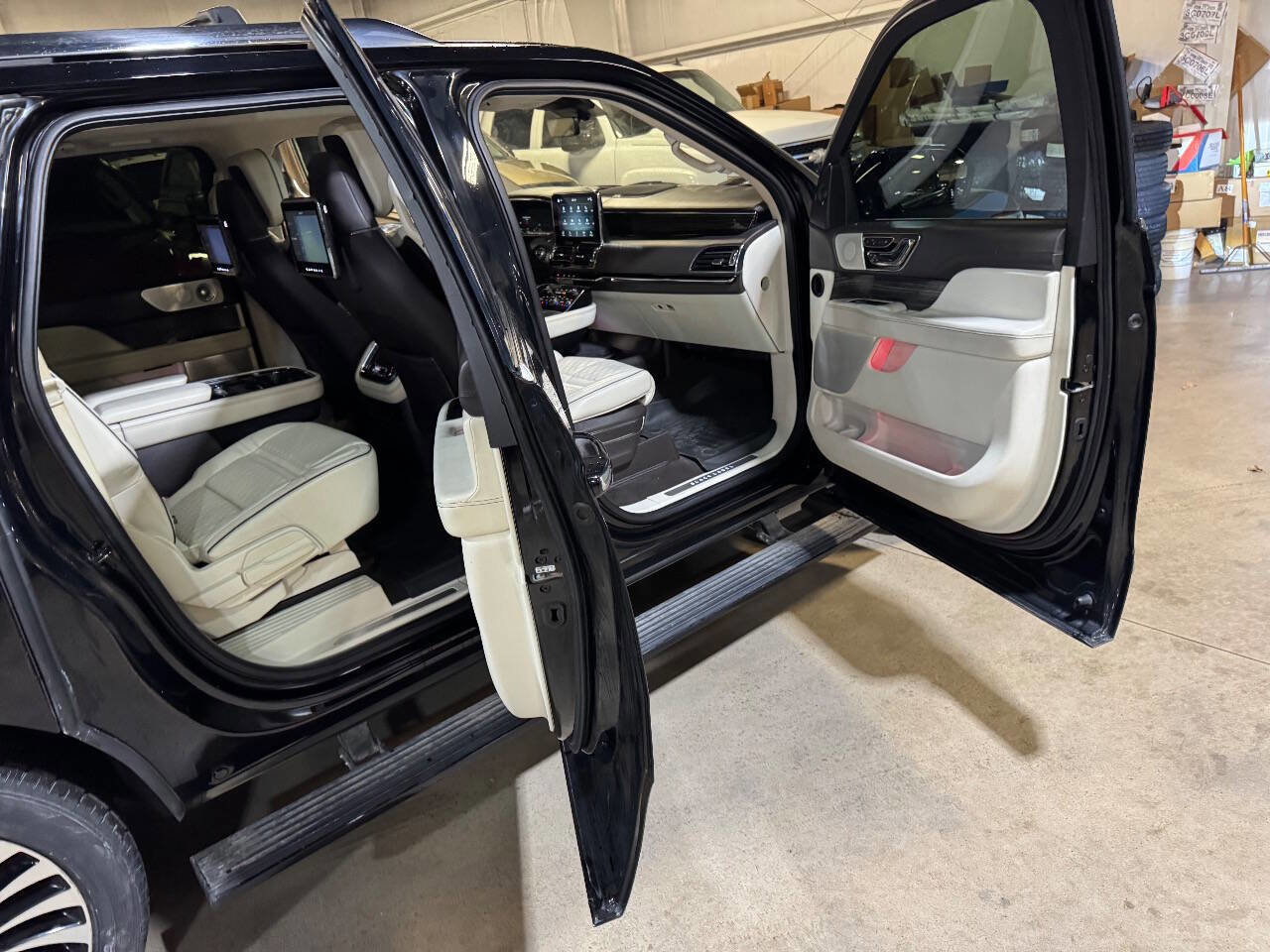 2018 Lincoln Navigator L Black Label AWD