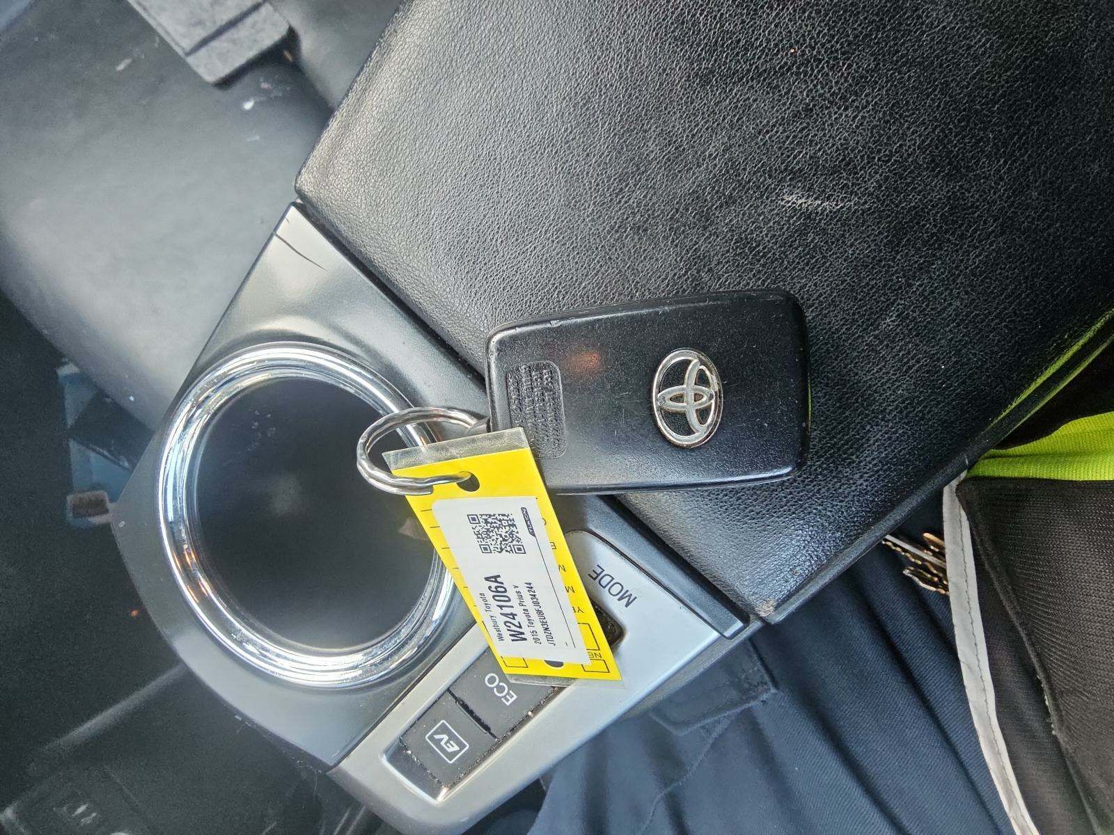 2015 Toyota Prius v Five FWD