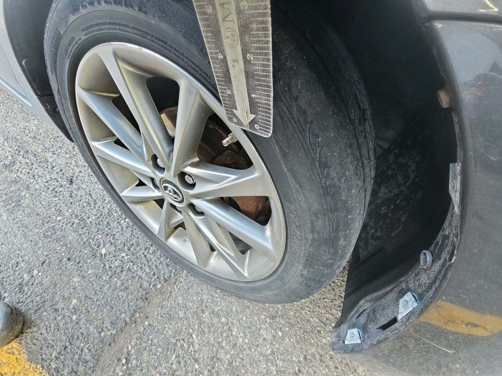 2015 Toyota Prius v Five FWD