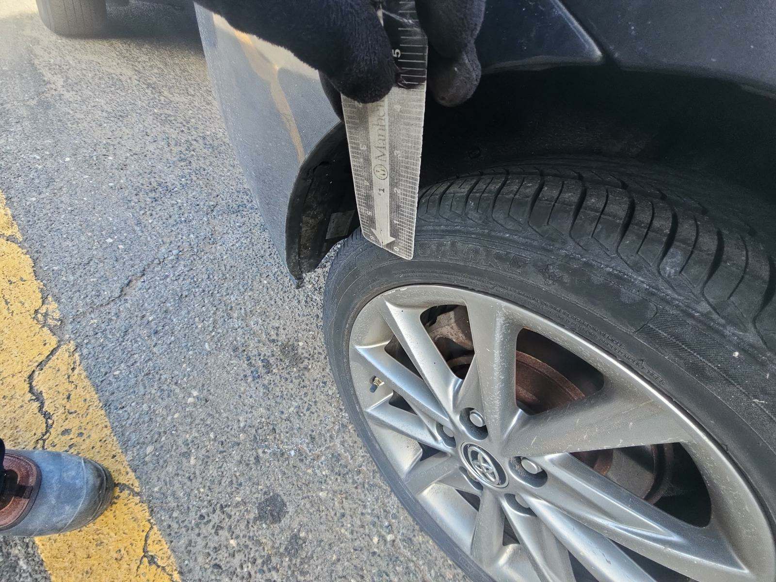 2015 Toyota Prius v Five FWD