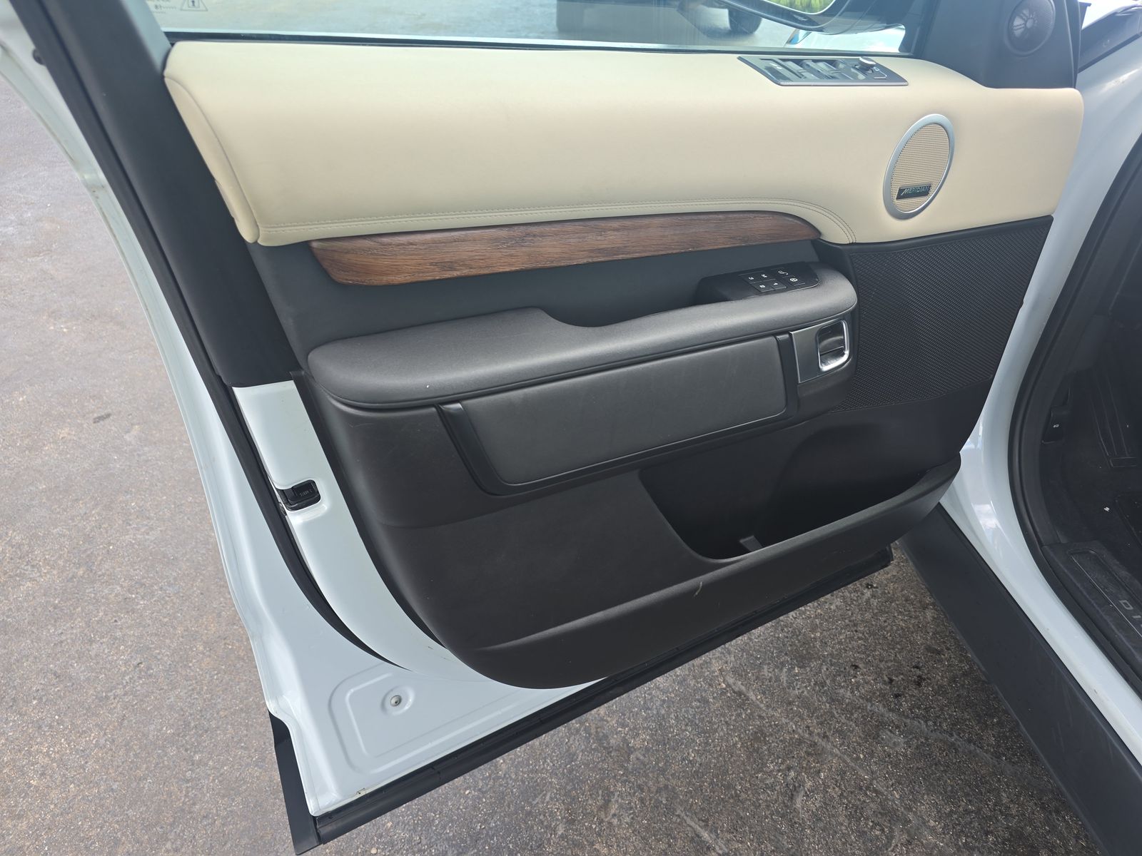 2018 Land Rover Discovery HSE AWD