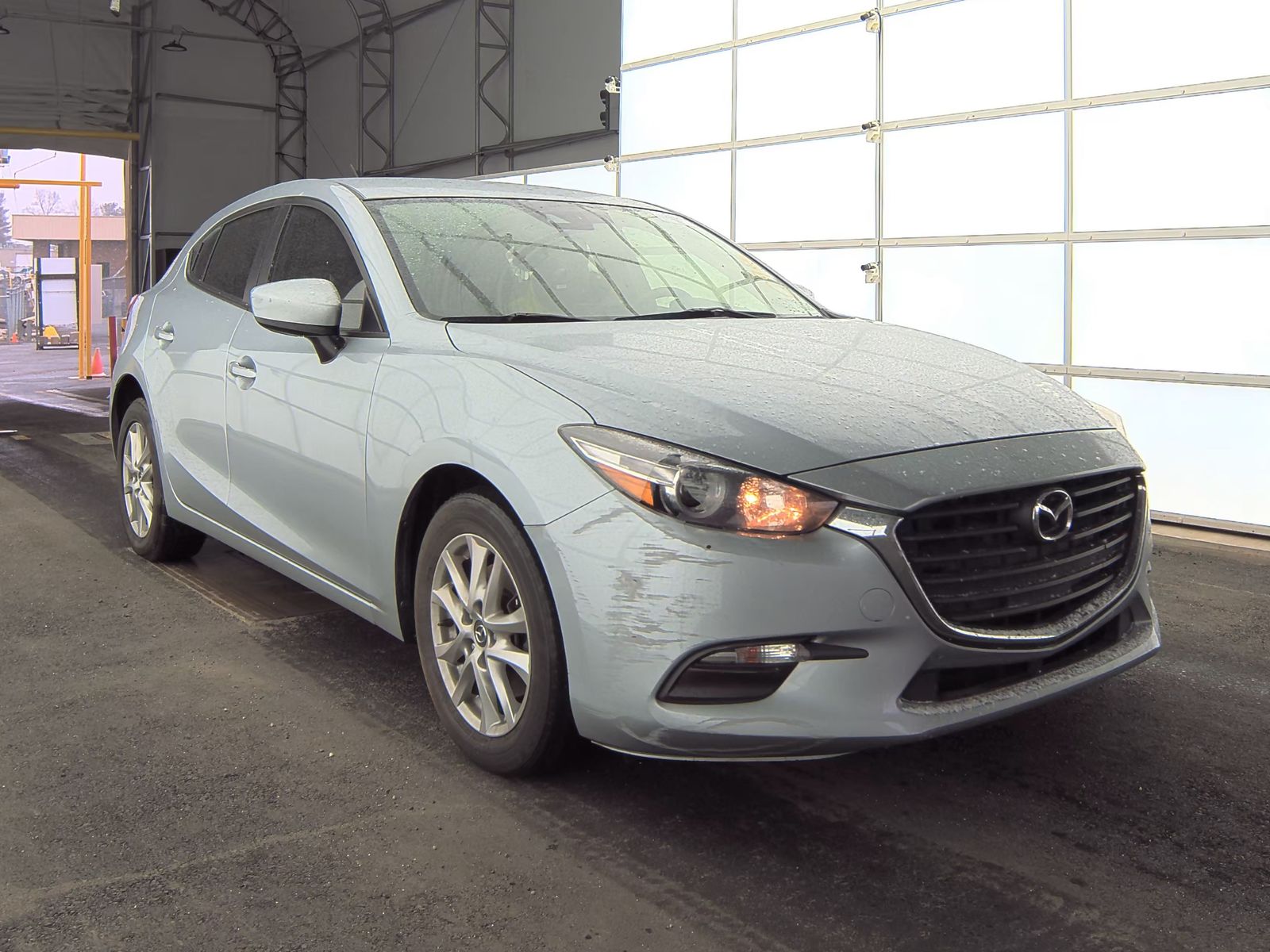 2018 MAZDA MAZDA3 Sport FWD