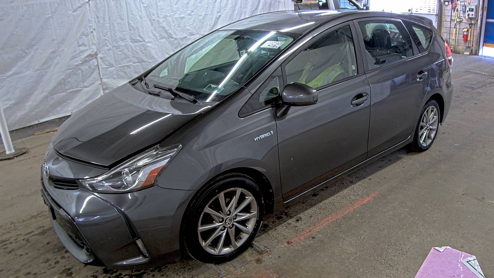 2015 Toyota Prius v Five FWD