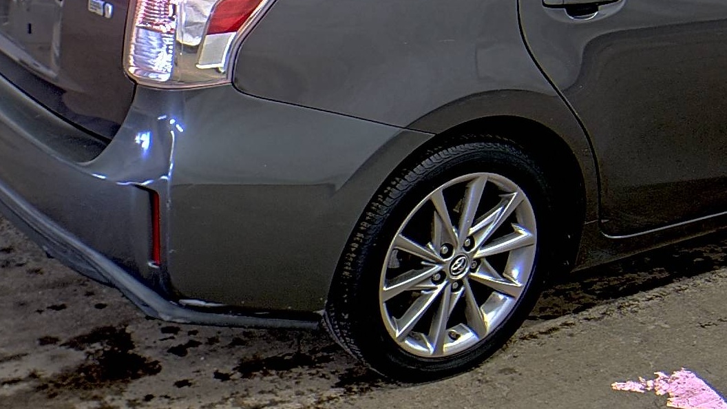 2015 Toyota Prius v Five FWD