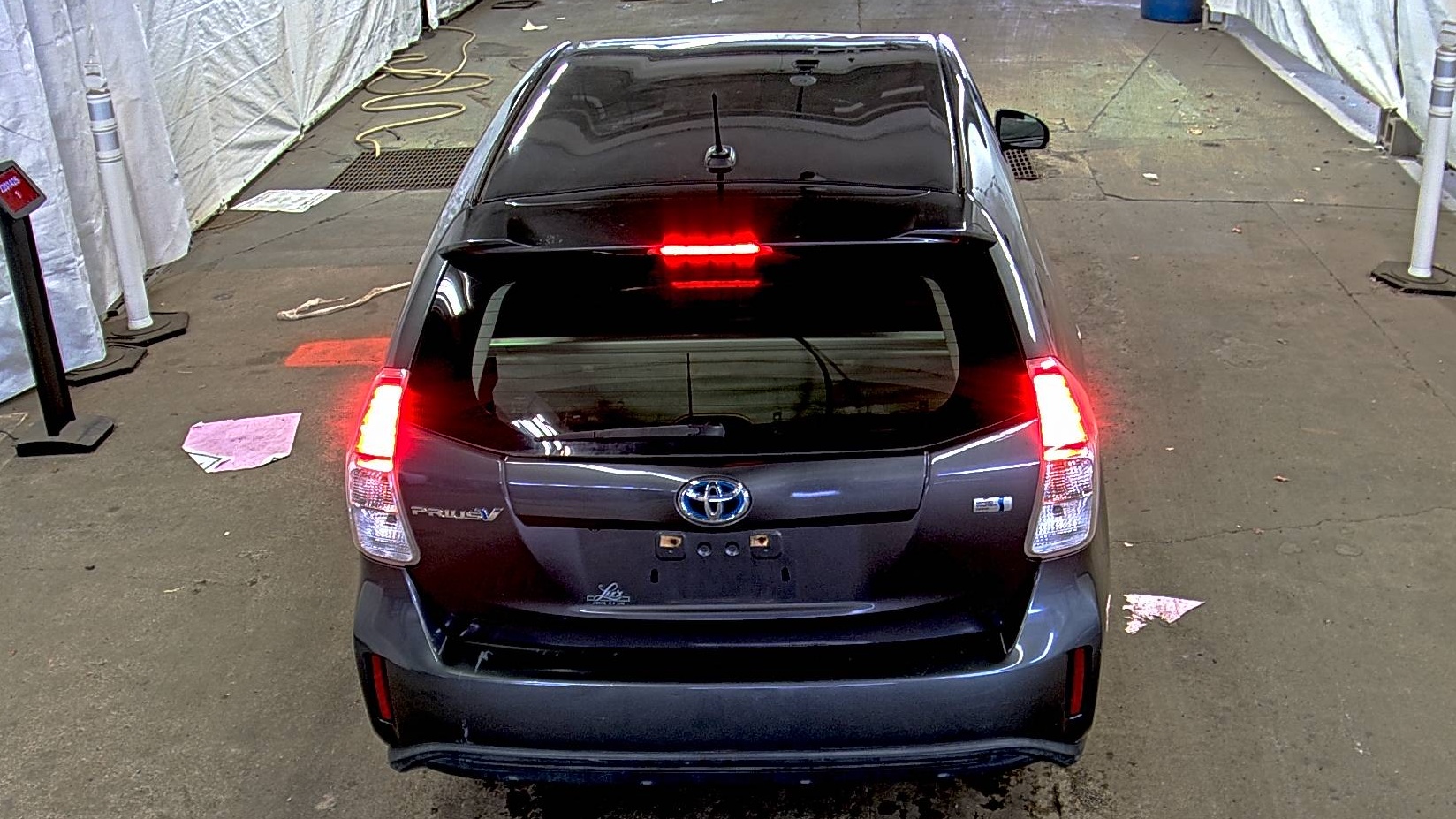 2015 Toyota Prius v Five FWD