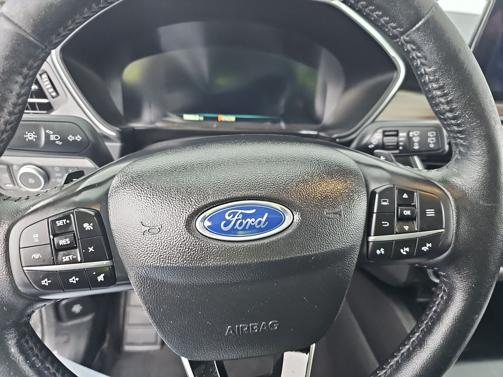 2020 Ford Escape Titanium AWD