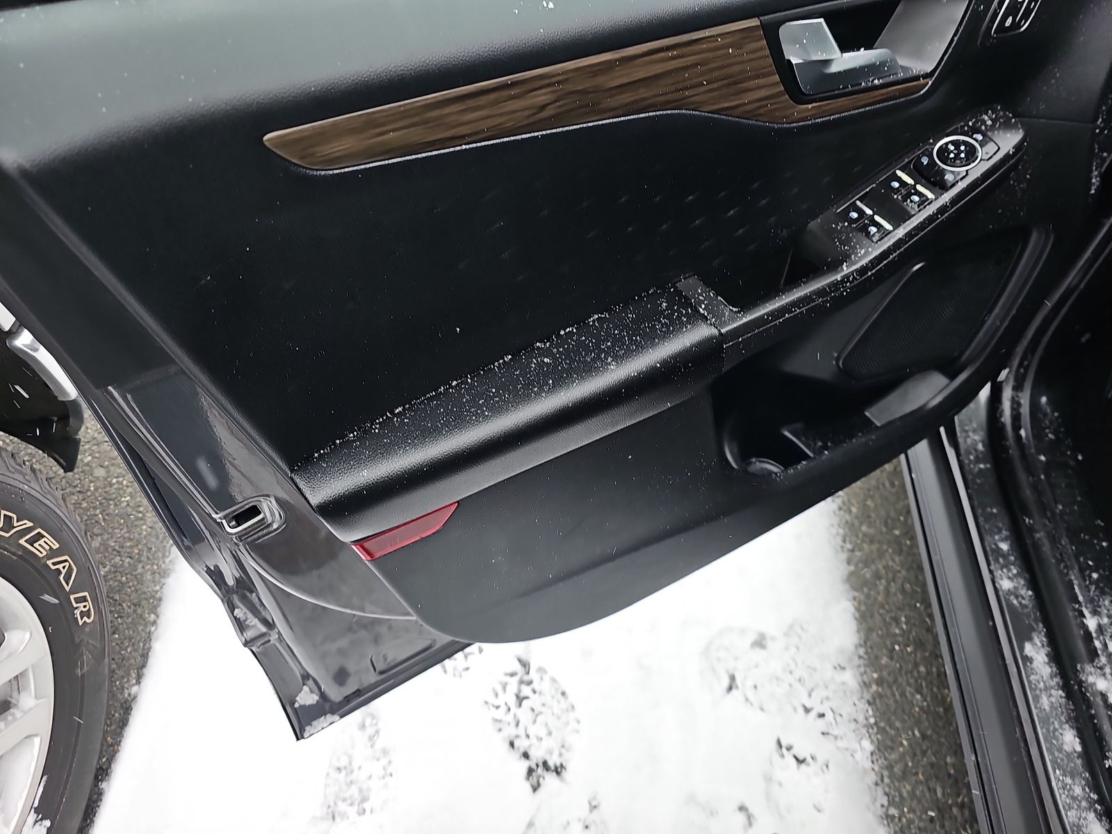 2020 Ford Escape Titanium AWD