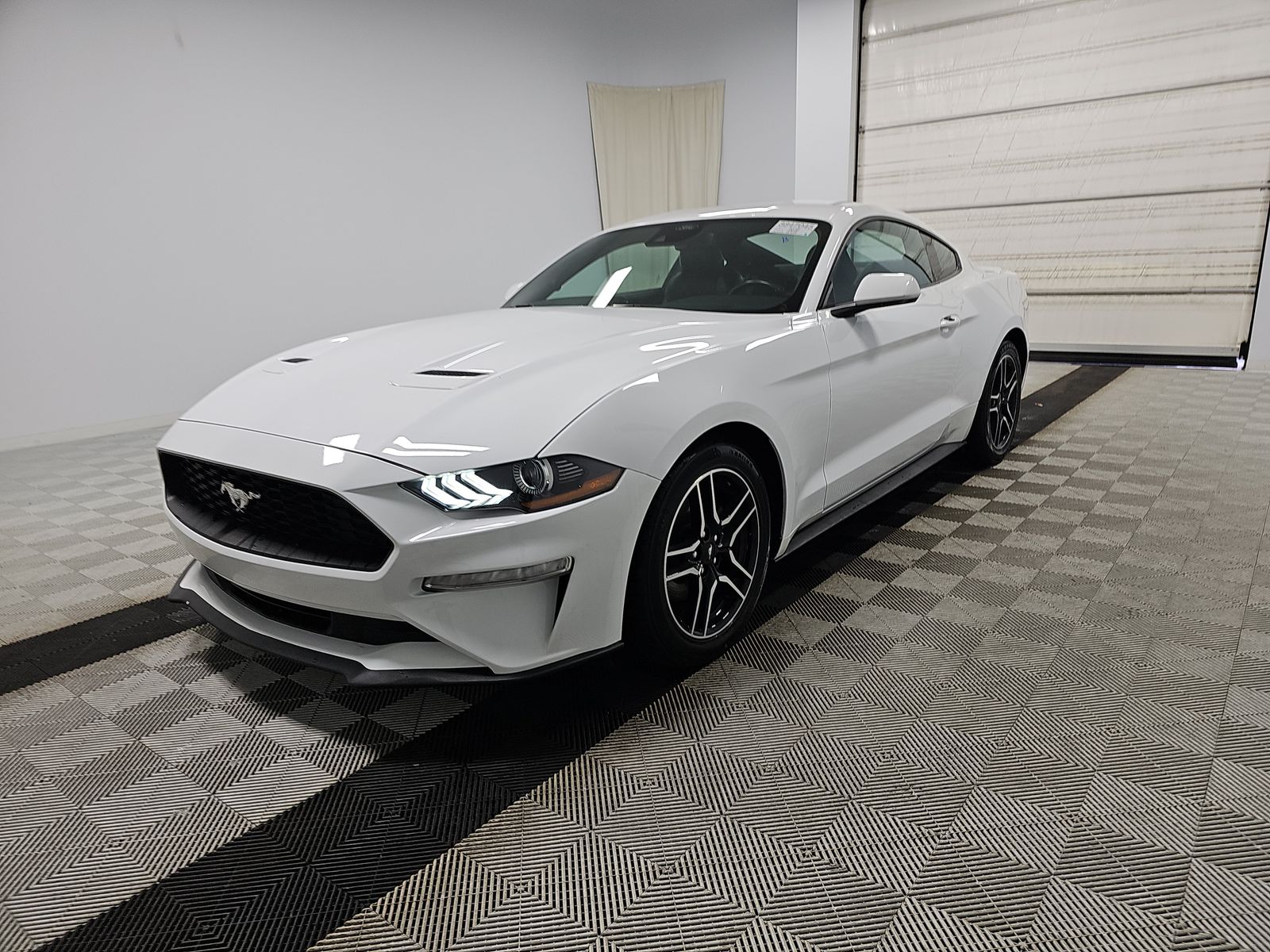 2023 Ford Mustang EcoBoost Premium RWD