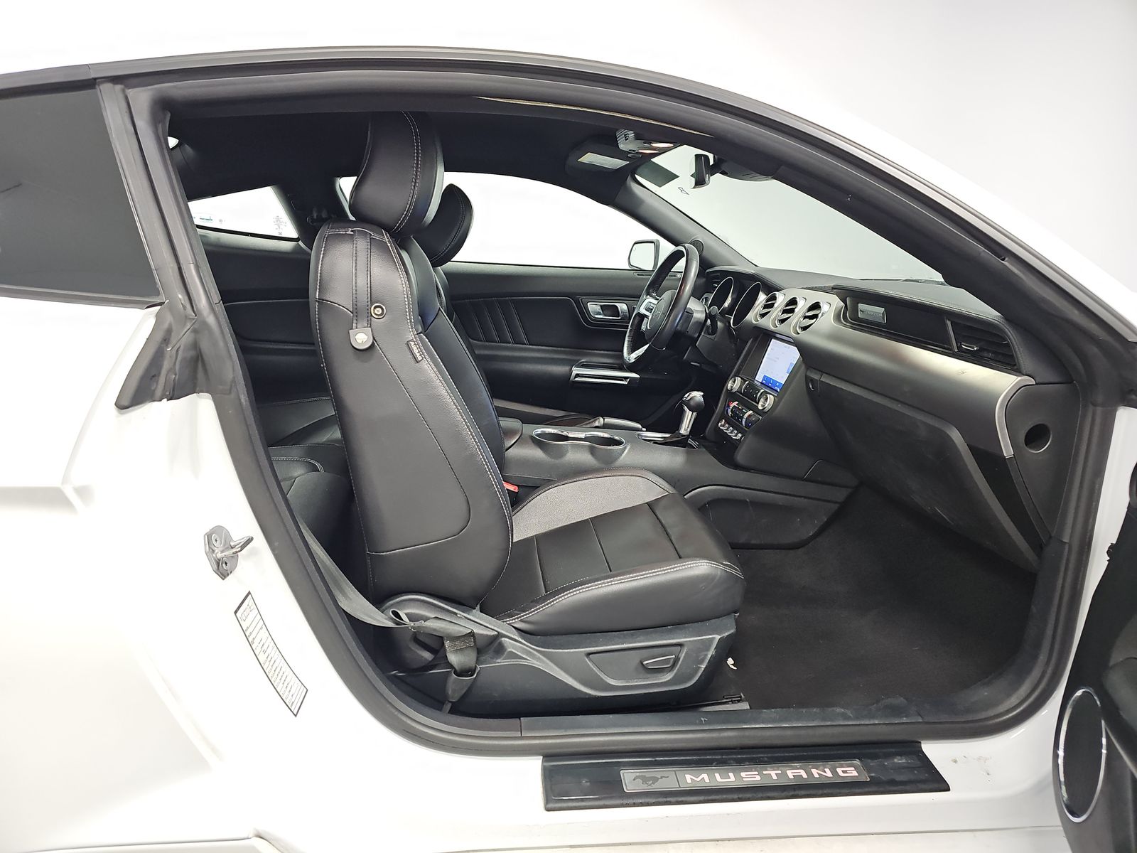 2023 Ford Mustang EcoBoost Premium RWD